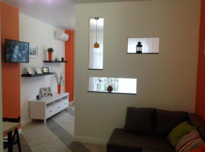 Apartment Orange